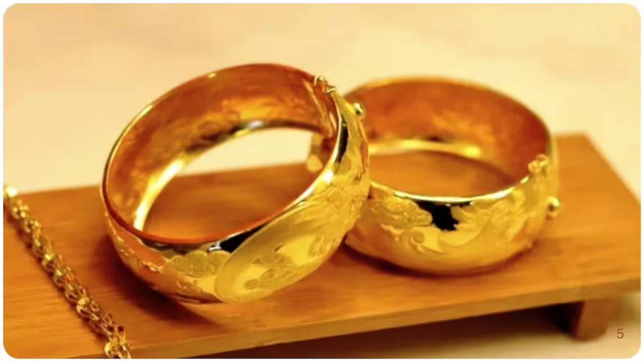 Israel-Iran Tensions Drive Gold to Record Highs