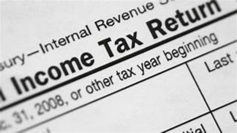 Decoding ITR 2025: The Key Tax Differences for Freelancers and Salaried Workers