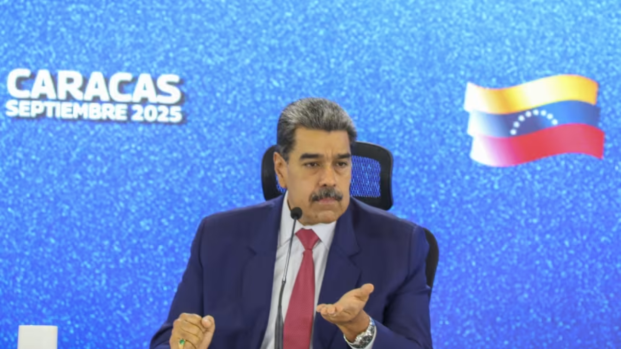 Venezuelan Standoff: Maduro Boasts of 5,000 Russian Missiles as Trump Threatens Military Action
