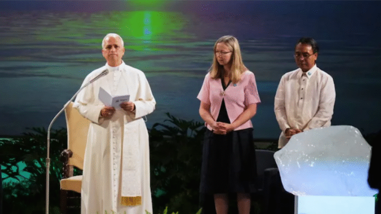 Pope’s Melting Ice Ritual Sparks MAGA Meltdown