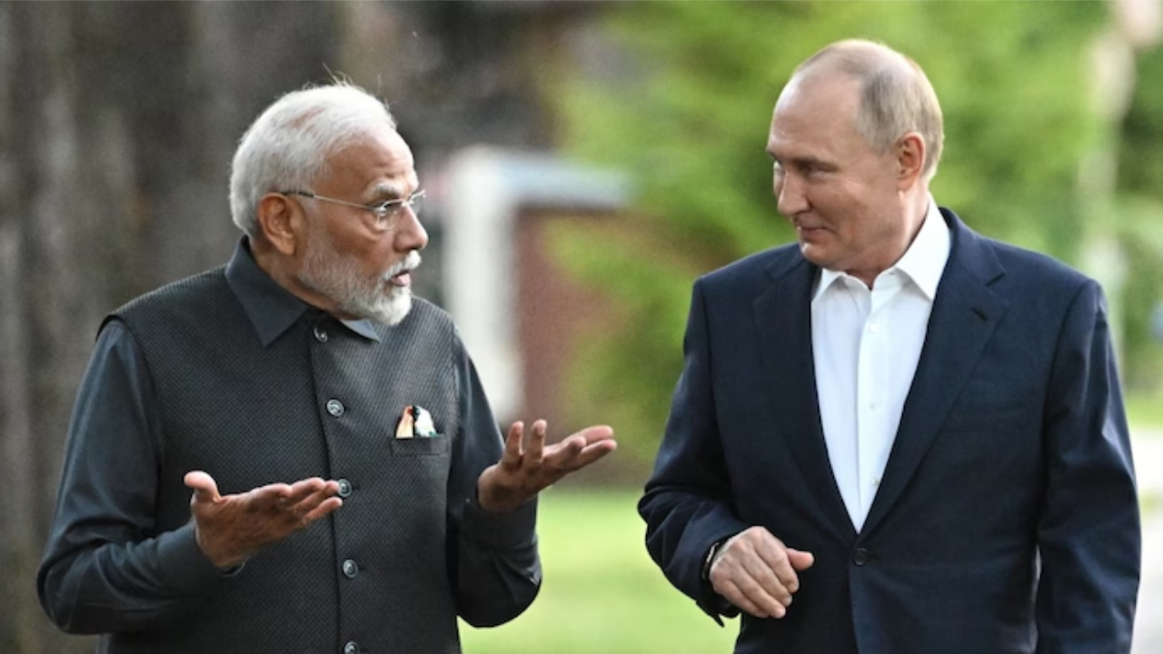 Putin Backs Modi, Slams US Pressure on Russian Oil: “India Won’t Accept Humiliation”