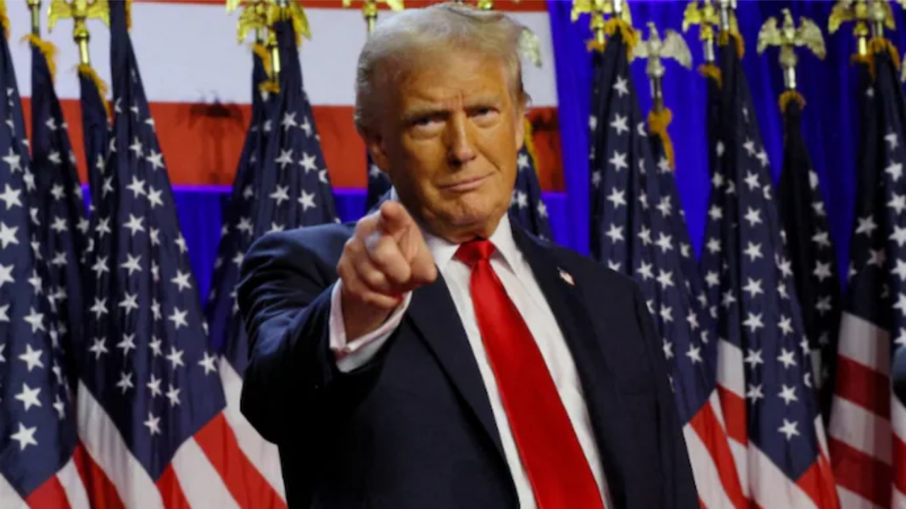 Shutdown Day 2: Trump Prioritizes Social Media War Over Resolving Government Impasse