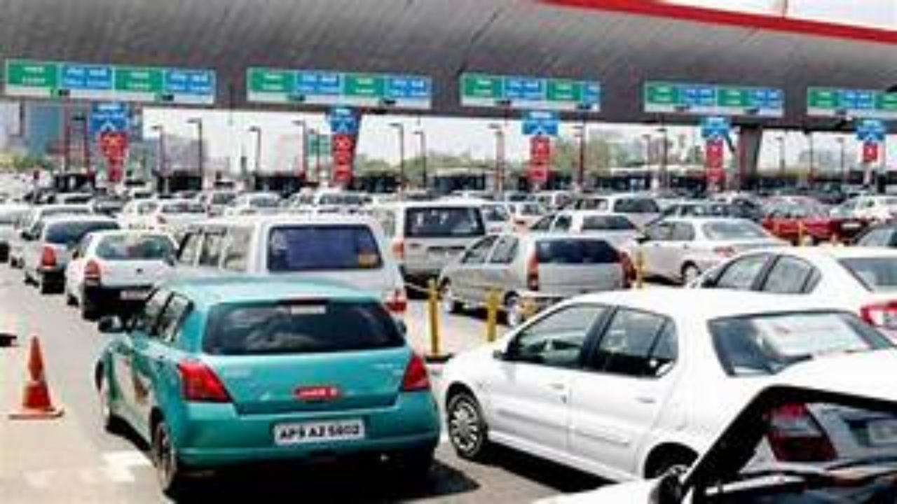 India’s Highways Go Cashless: UPI Saves You 75% Over Cash at Toll Plazas