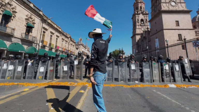 Violent Protests Erupt in Michoacán After Anti-Crime Mayor's Murder