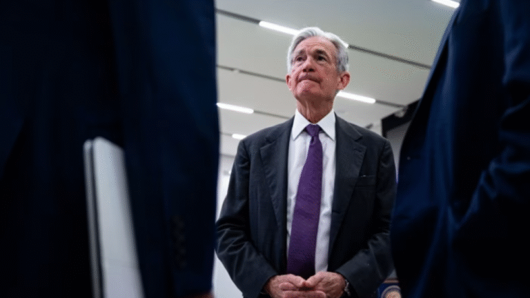 Fed’s Divided Rate Cut Signals Ongoing Policy Conflict