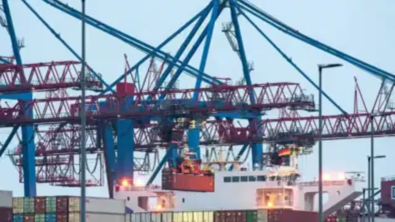 India’s Trade Resilience: Surmounting Tariffs and Narrowing Gaps