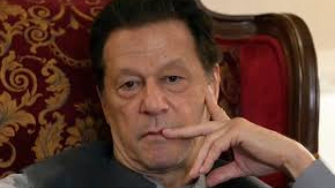 Special Report: The Survival of a Populist Leader