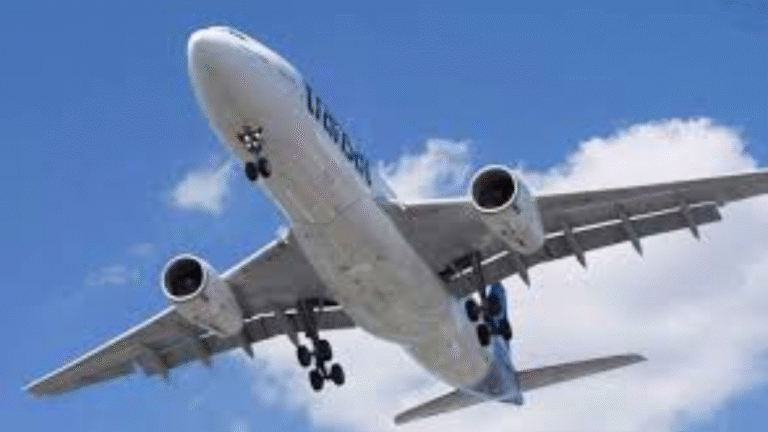 Canadian Airlines Swap U.S. Hubs for Global Horizons