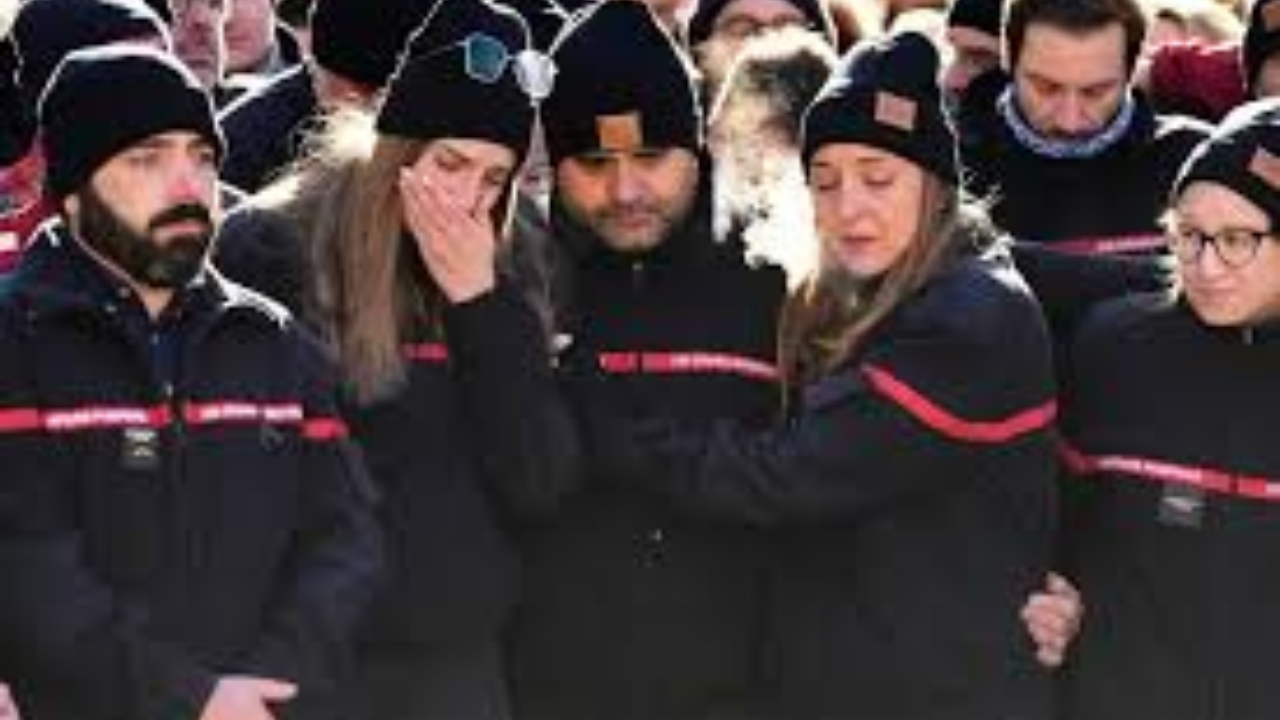 A Town in Mourning: Hundreds Gather After Deadly Swiss Bar Fire