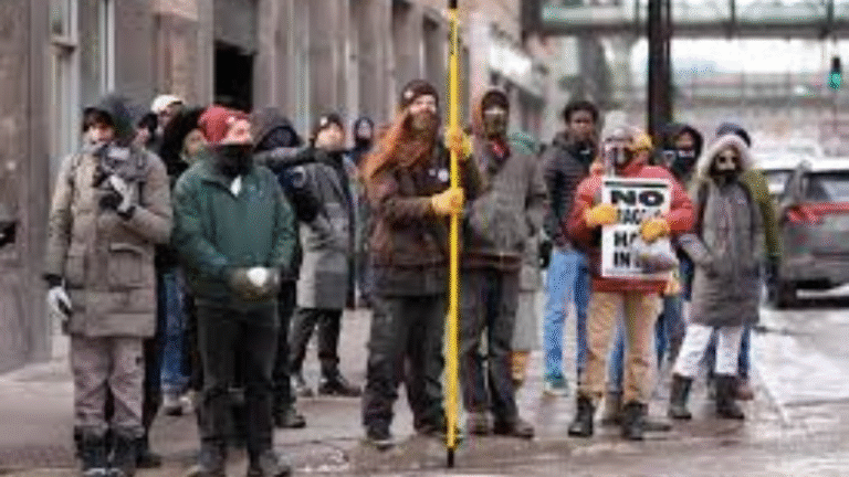 Conflict Erupts in Minneapolis: Anti-ICE Counter-Protesters Force Pro-Enforcement Group to Retreat