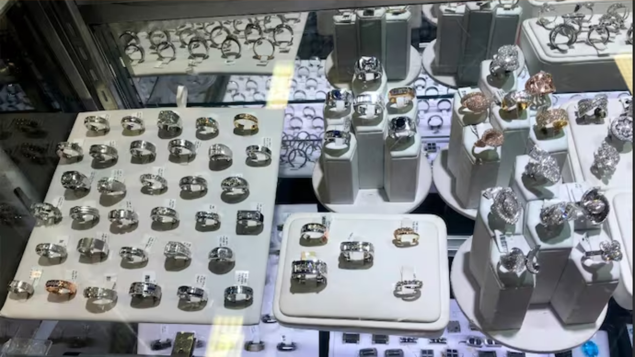 Federal Failure: Prime Suspect in $100M Heist Deported Before Trial