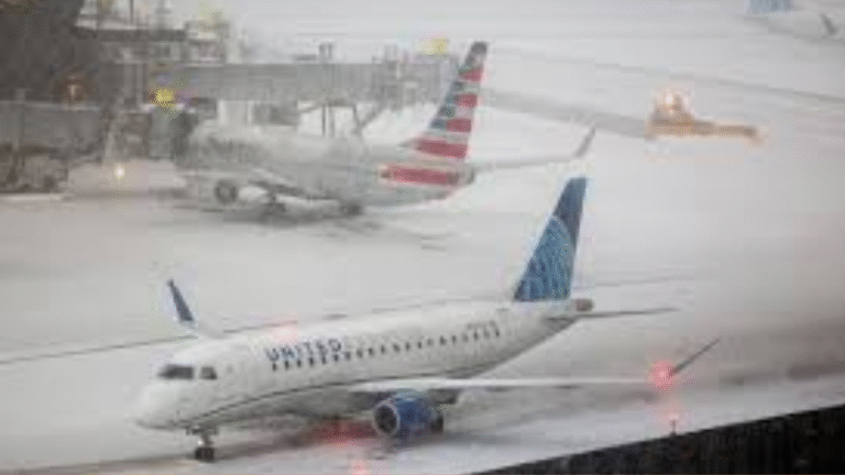 Winter Storm Paralyzes U.S. Skies: 11,400+ Sunday Flights Scrapped