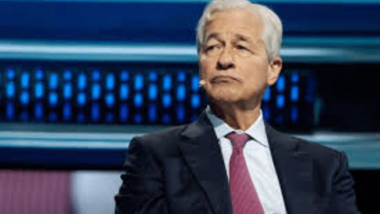 Navarro Slams Dimon: "Lower Your Friggin' Credit Card Rates"