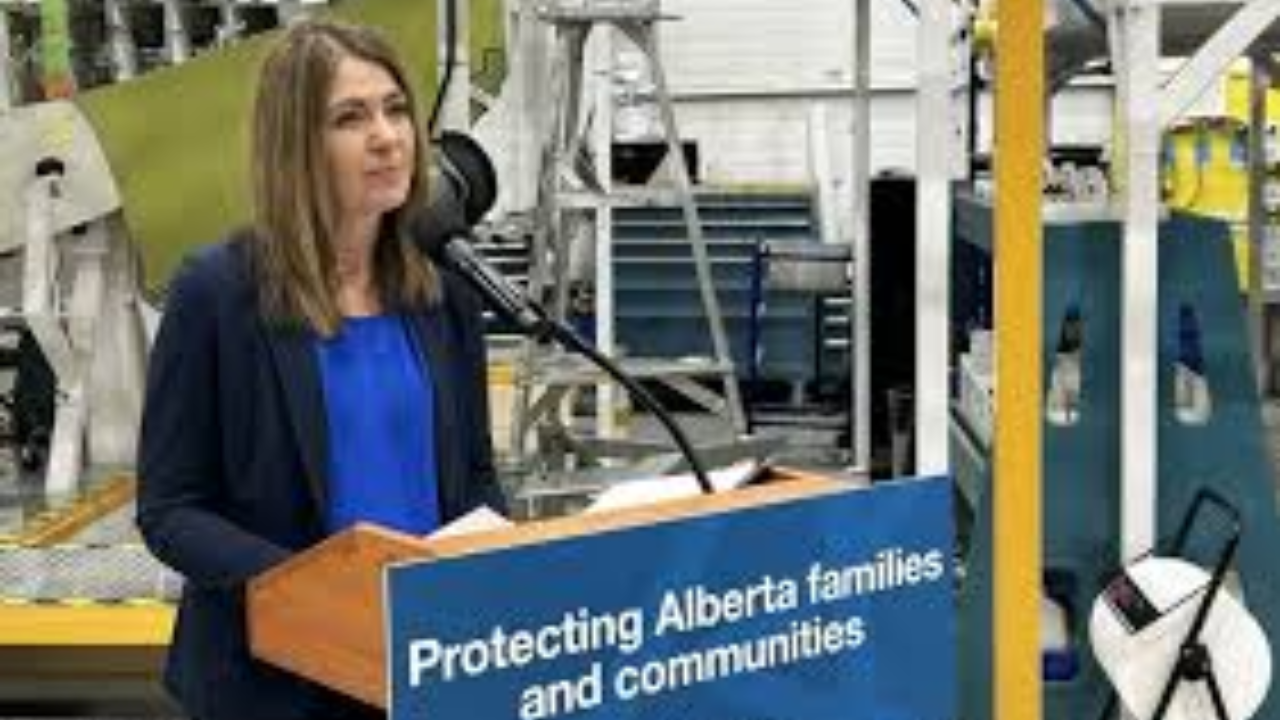 Live Tonight: Premier Smith’s Pre-Budget Address