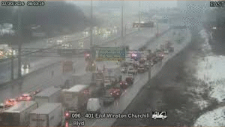 Fatal Morning Crash Shuts Down Eastbound Hwy. 401 Express Lanes