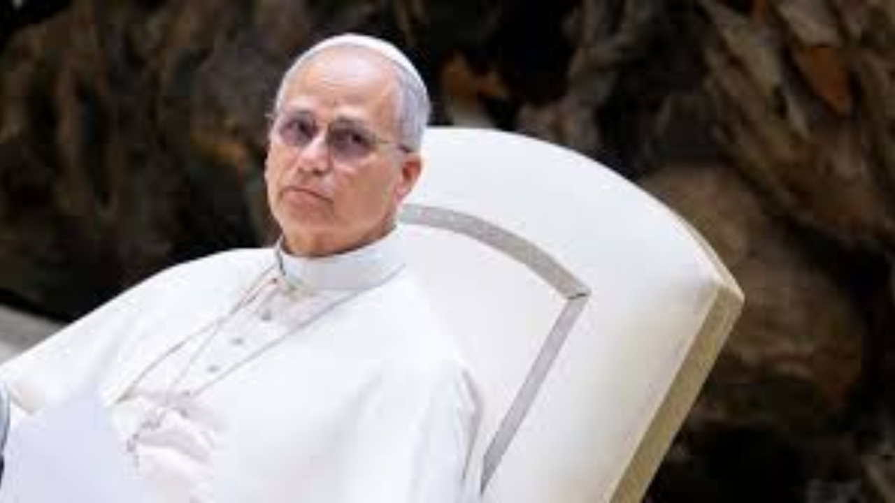 Rome Faces Impasse: Traditionalist Group Defies Vatican, Risks Formal Schism