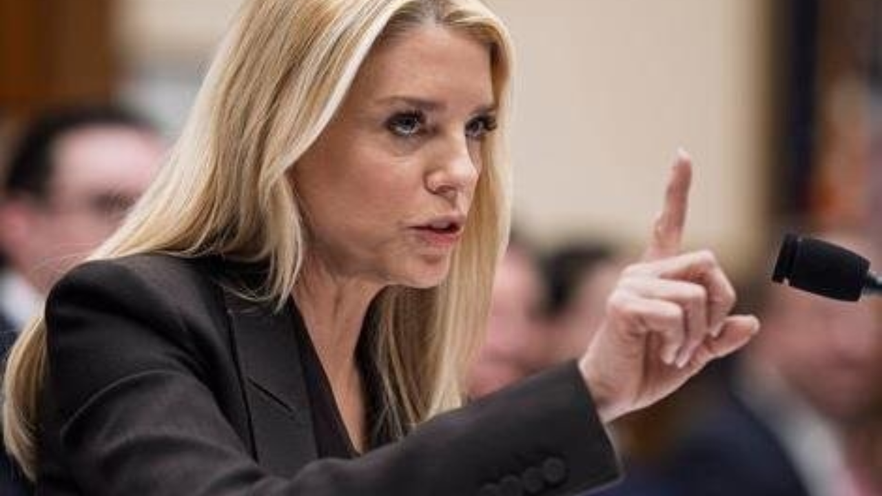 Trump Defends AG Bondi Amid Explosive Epstein File Hearing