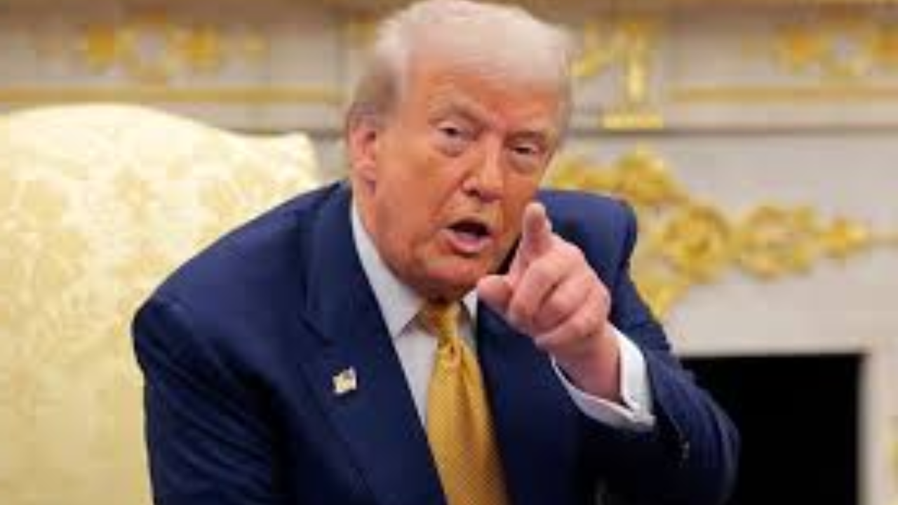 Trump Orders UFO Declassification Amid Obama Spat