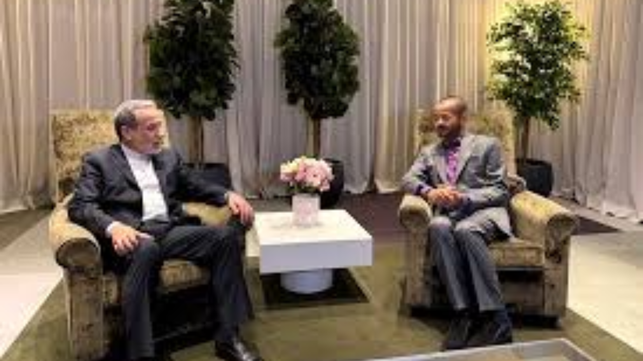 Oman Breaks Neutrality to Warn U.S.: "Pull Back"