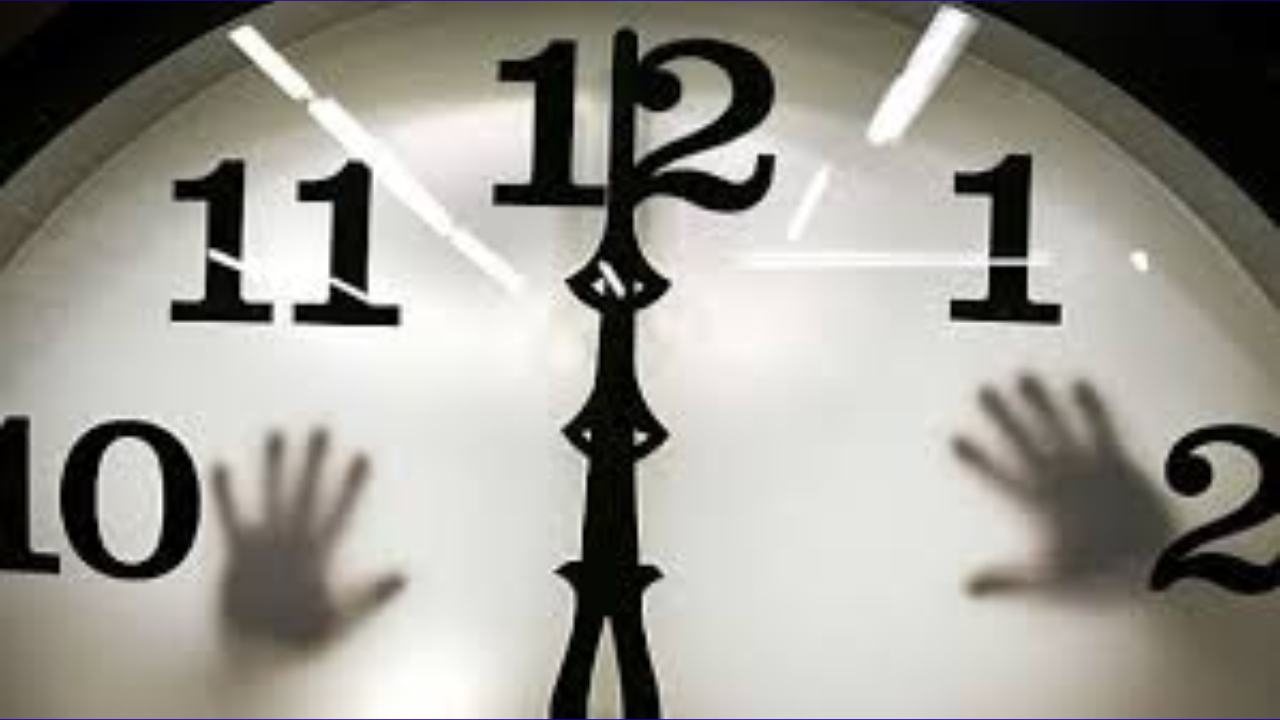 The Great Canadian Time Divide: Springing Forward or Staying Put?