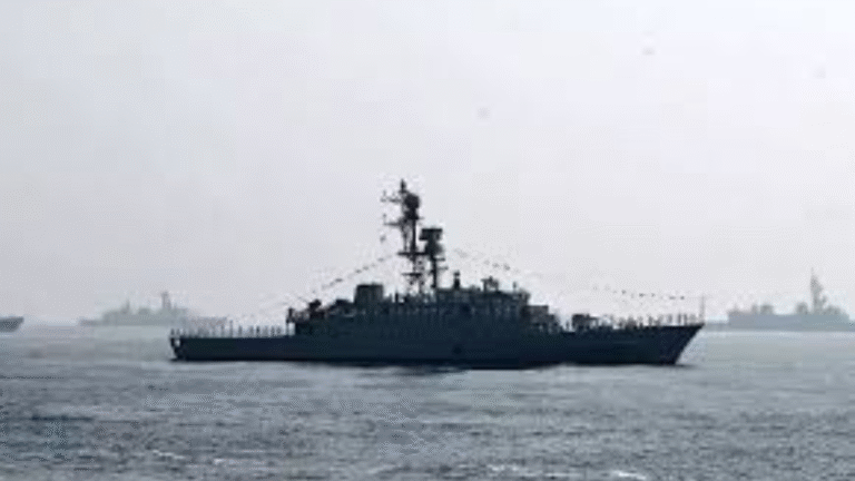 U.S. Sinks Iranian Frigate IRIS Dena Following Indian Naval Drills