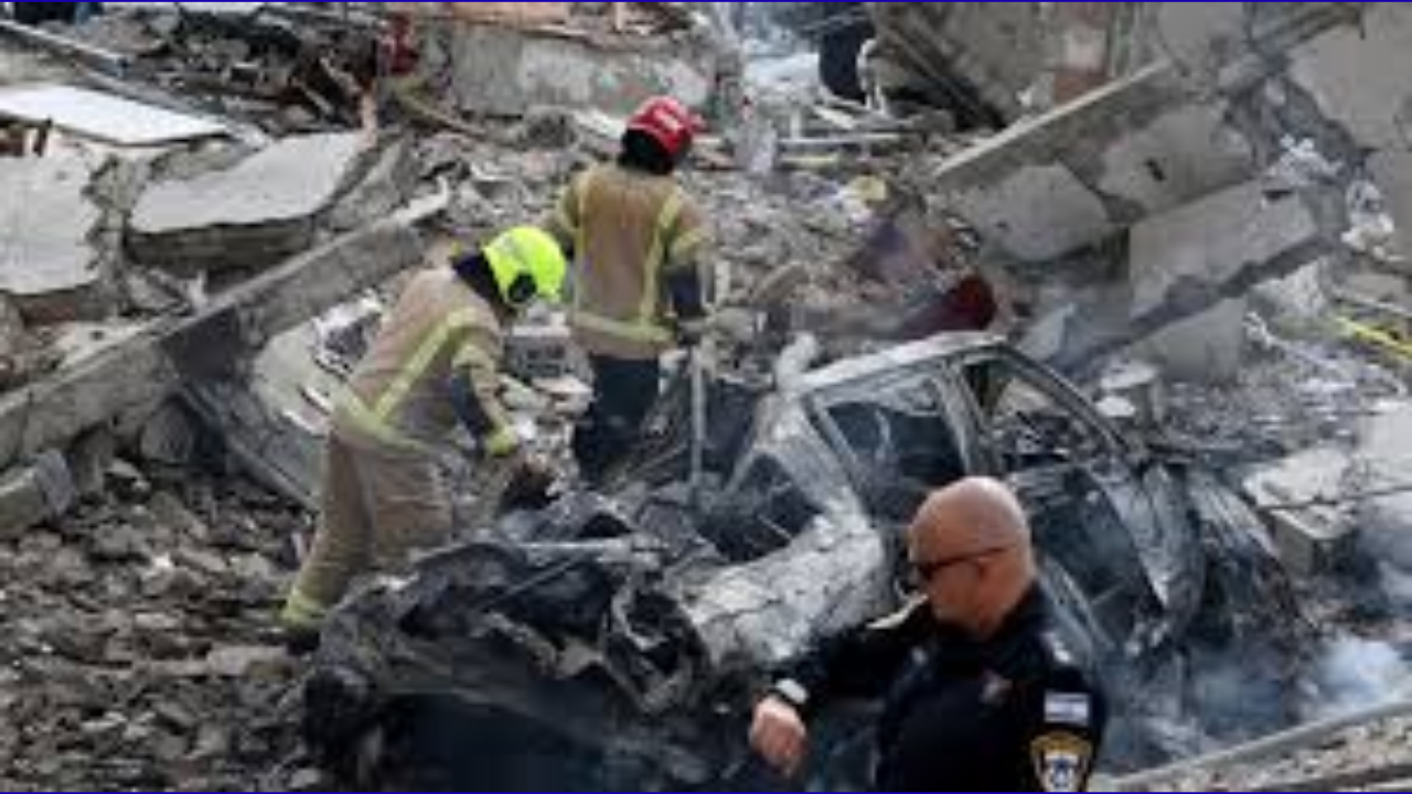 Fatal Missile Strike Hits Central Israel Construction Site
