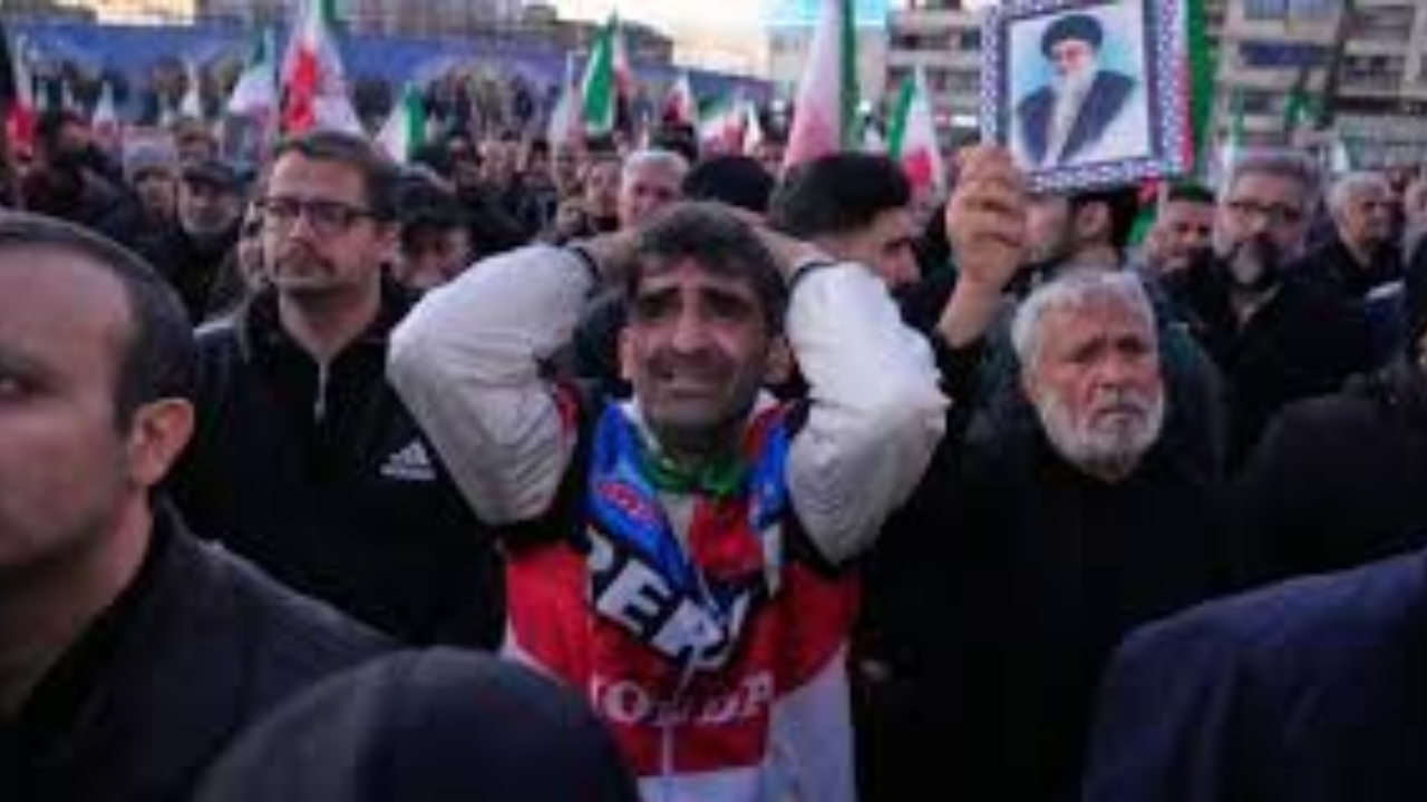 The "Decapitation" Delusion: Why the Iranian Regime Refuses to Crumble