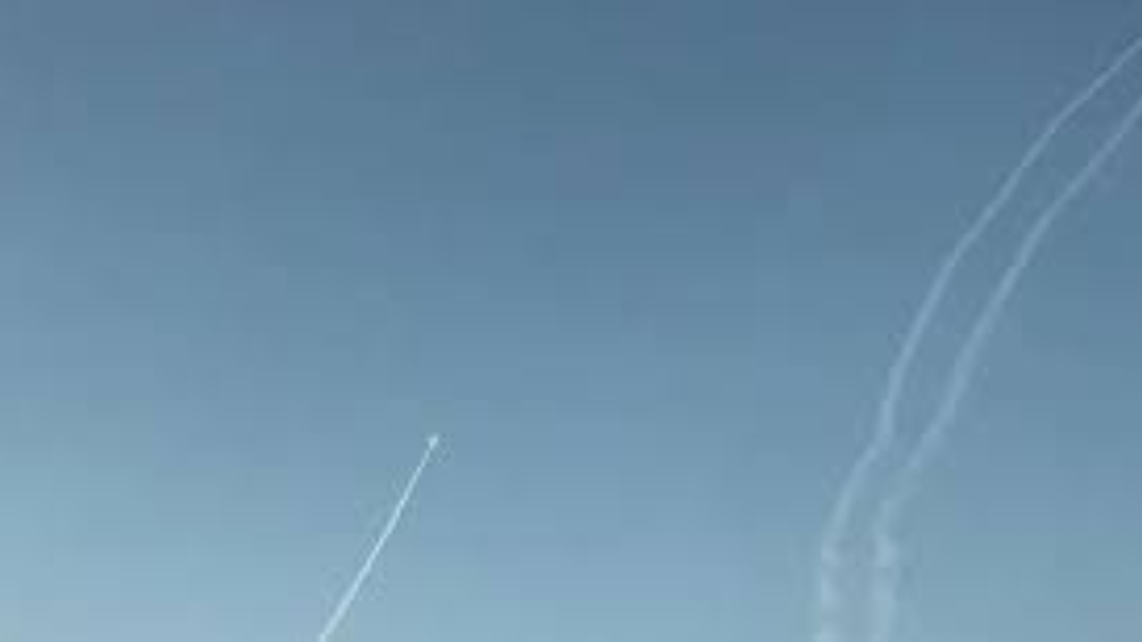 UAE Air Defense Engaged: Iranian Missiles and Drones Intercepted