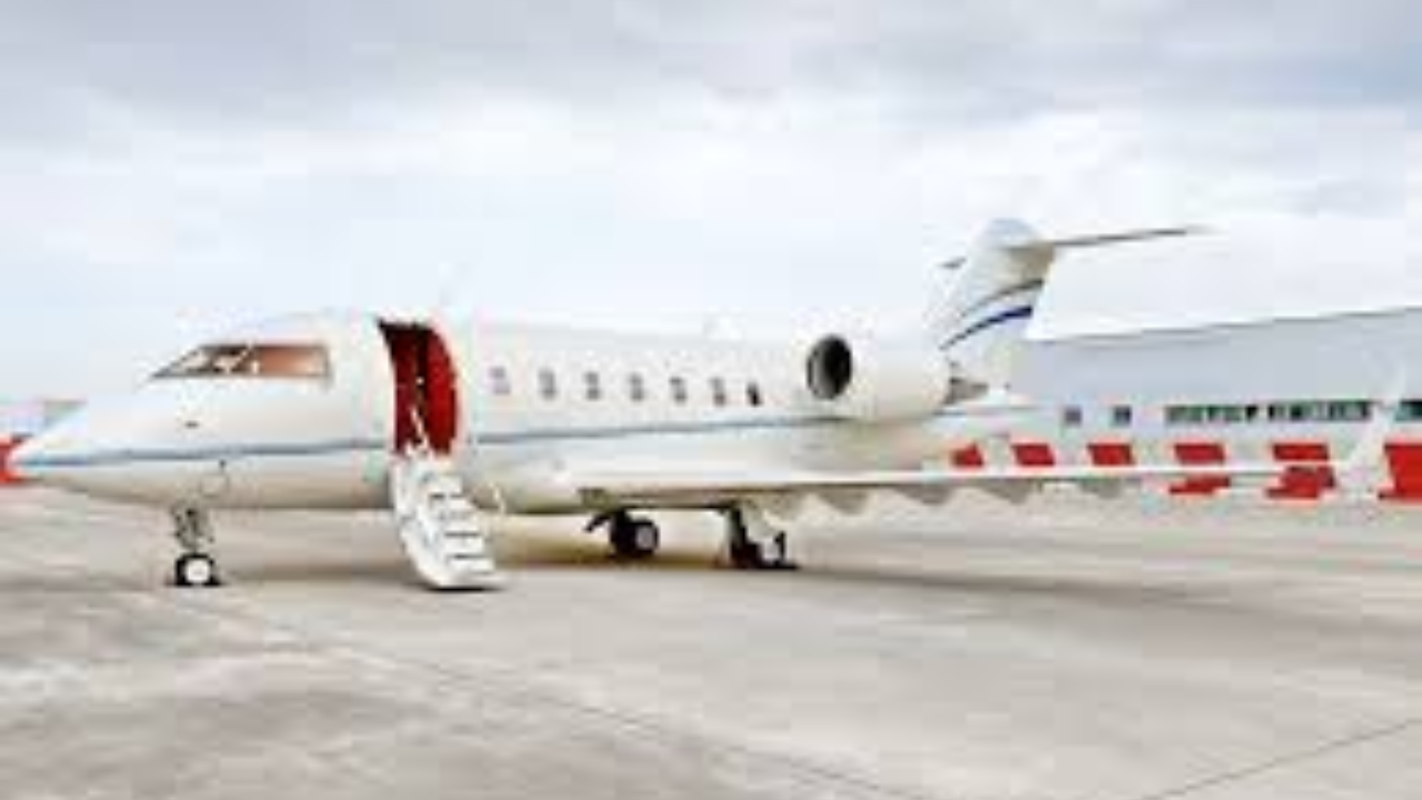 The "Gravy Plane" Controversy: How Canada’s Premiers Actually Fly