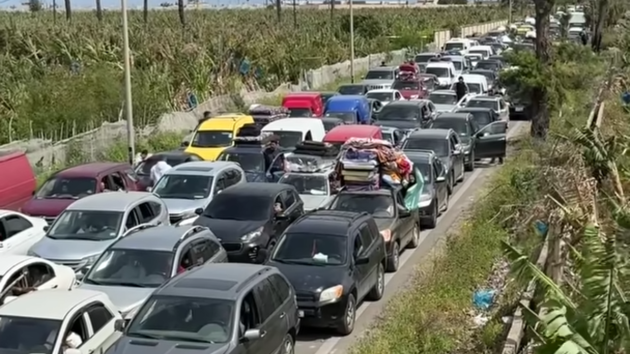 Returning Home: Thousands Flood South Lebanon as Cease-Fire Takes Hold