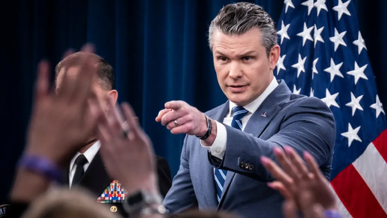 Democratic Senators Target Hegseth Over Iran Strategy