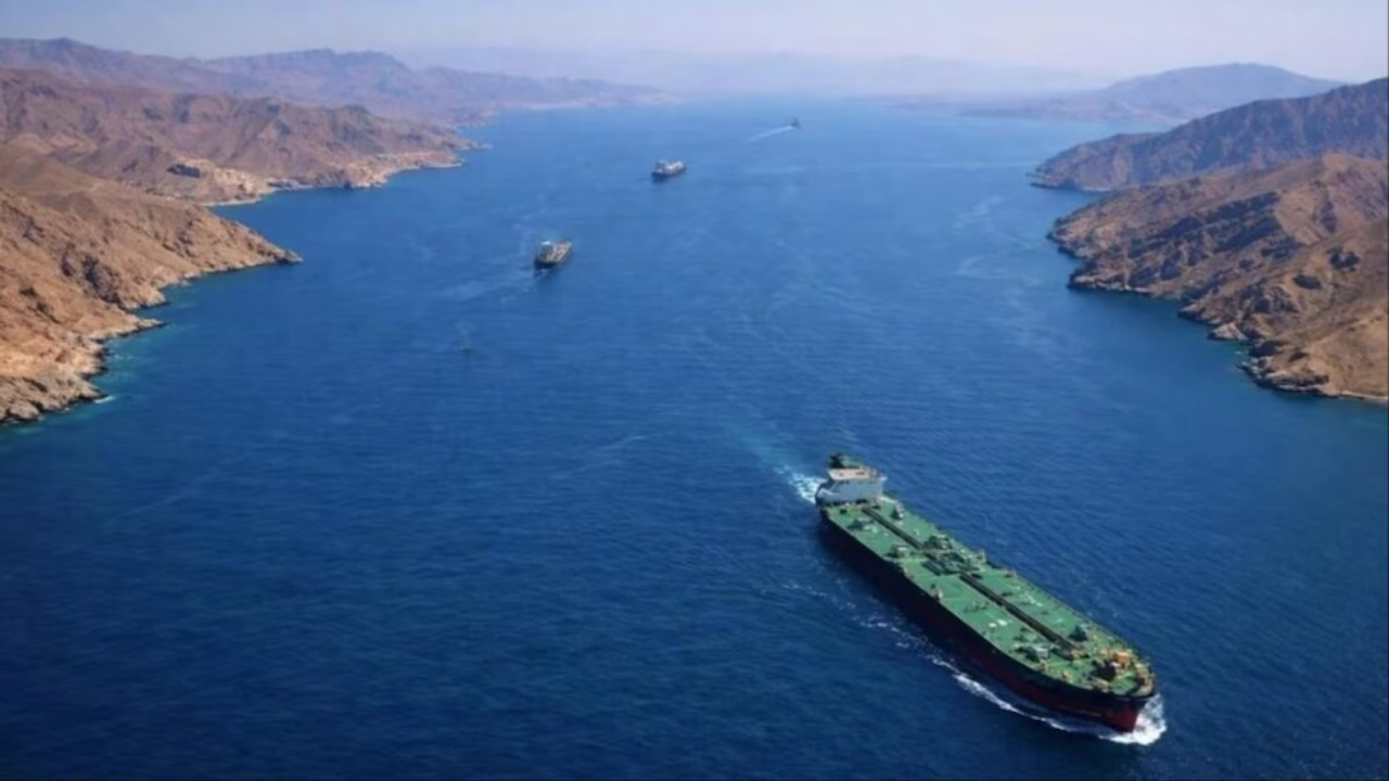 Tehran Reports Mine Risk in Hormuz, Implements Transit Corridors Post-Truce