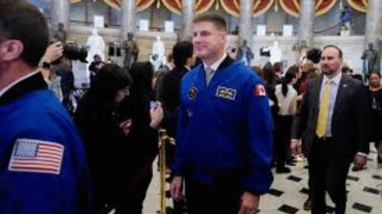 Trump Extends White House Invitation to Record-Breaking Artemis II Crew