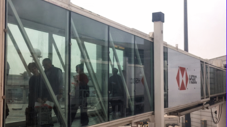 UAE Implements Travel Ban on Iranian Nationals Amid Regional Escalation