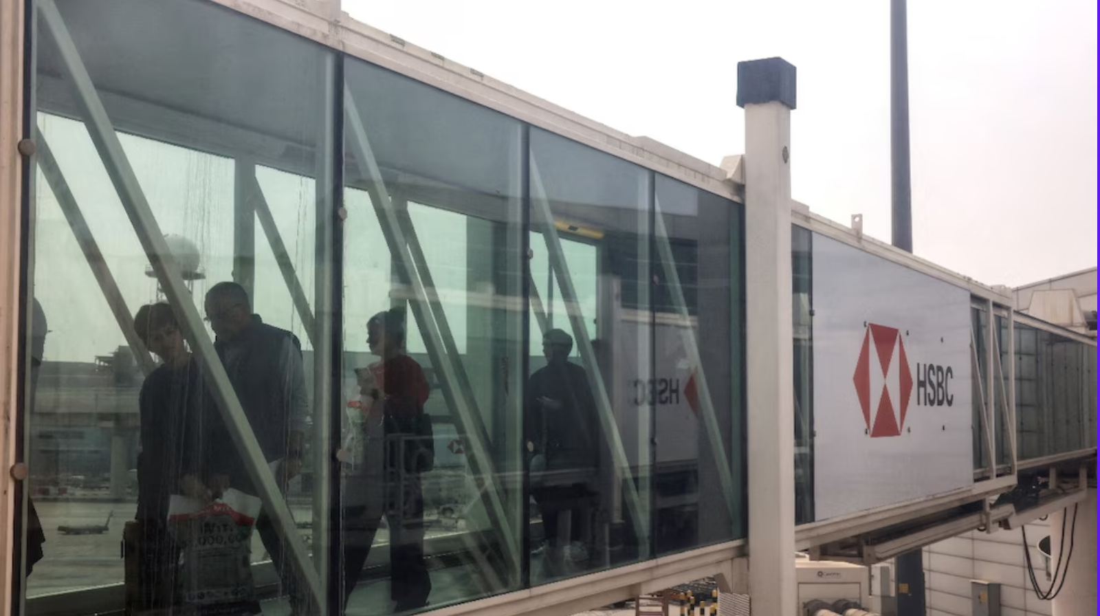 UAE Implements Travel Ban on Iranian Nationals Amid Regional Escalation