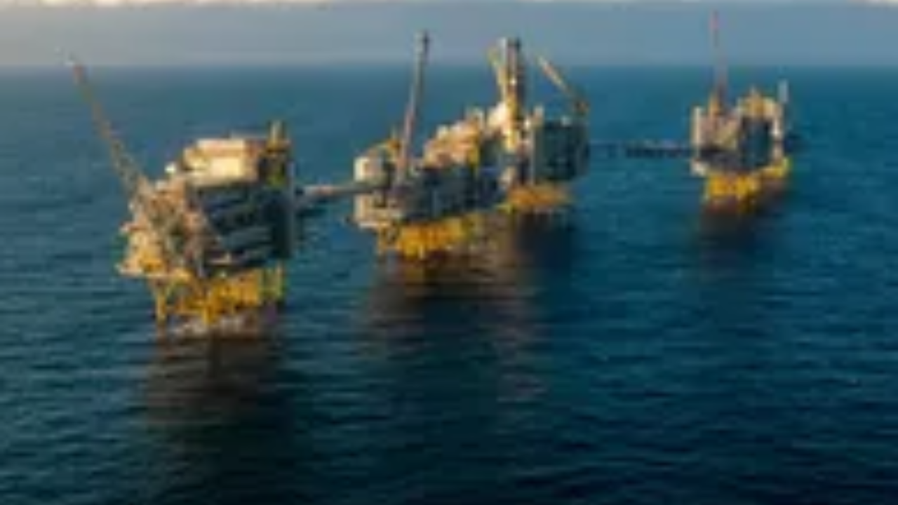Why Norway Can’t Shake Its Oil Addiction