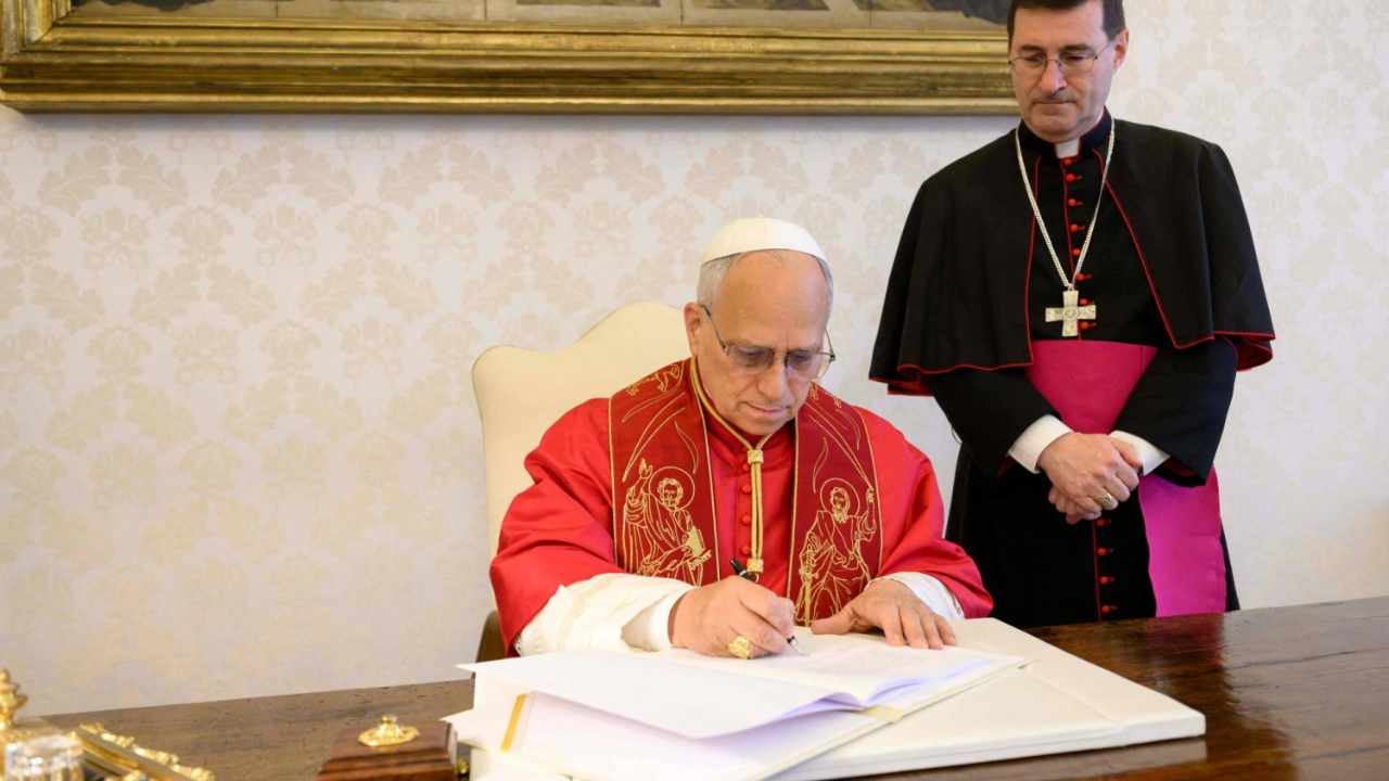 The Pope’s AI Manifesto: Why the Vatican Wants Tech "Disarmed"