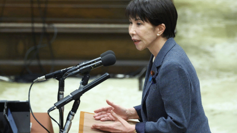 Takaichi Unveils ¥3 Trillion