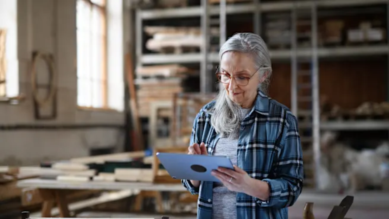 Older people are returning to work because they need money
