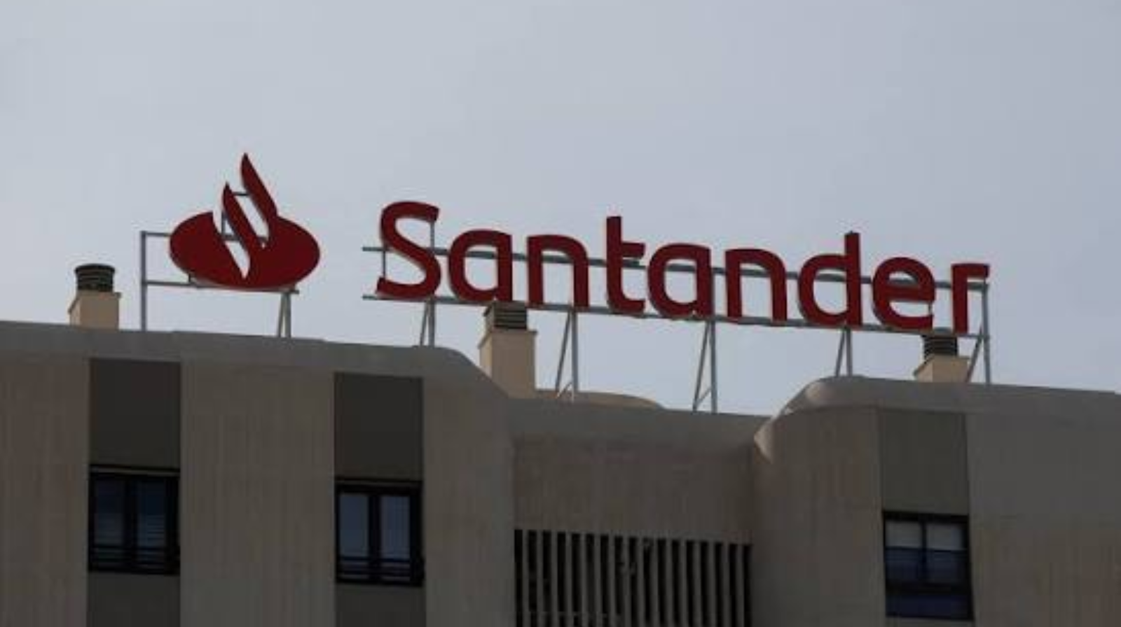 Santander Dethrones Inditex as Spain’s Most Valuable Company