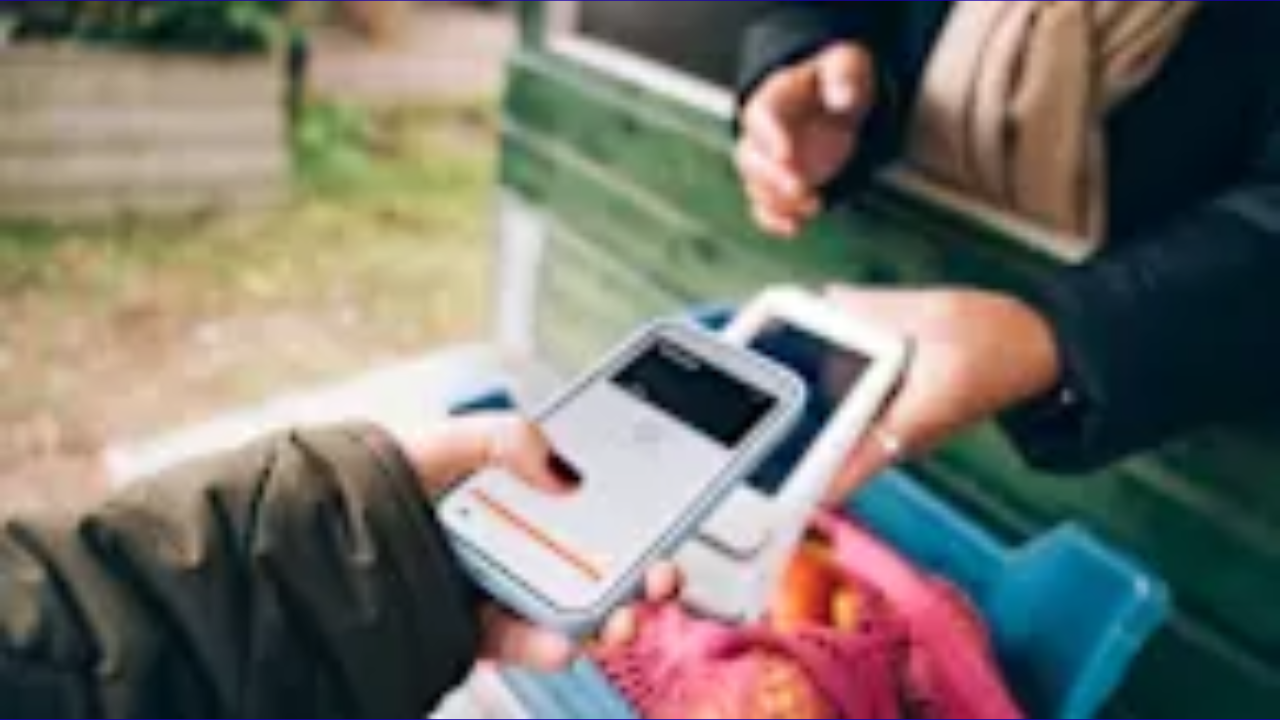 Digital Wallet vs. Traditional Bank Account: Which Is Best for Your Money?