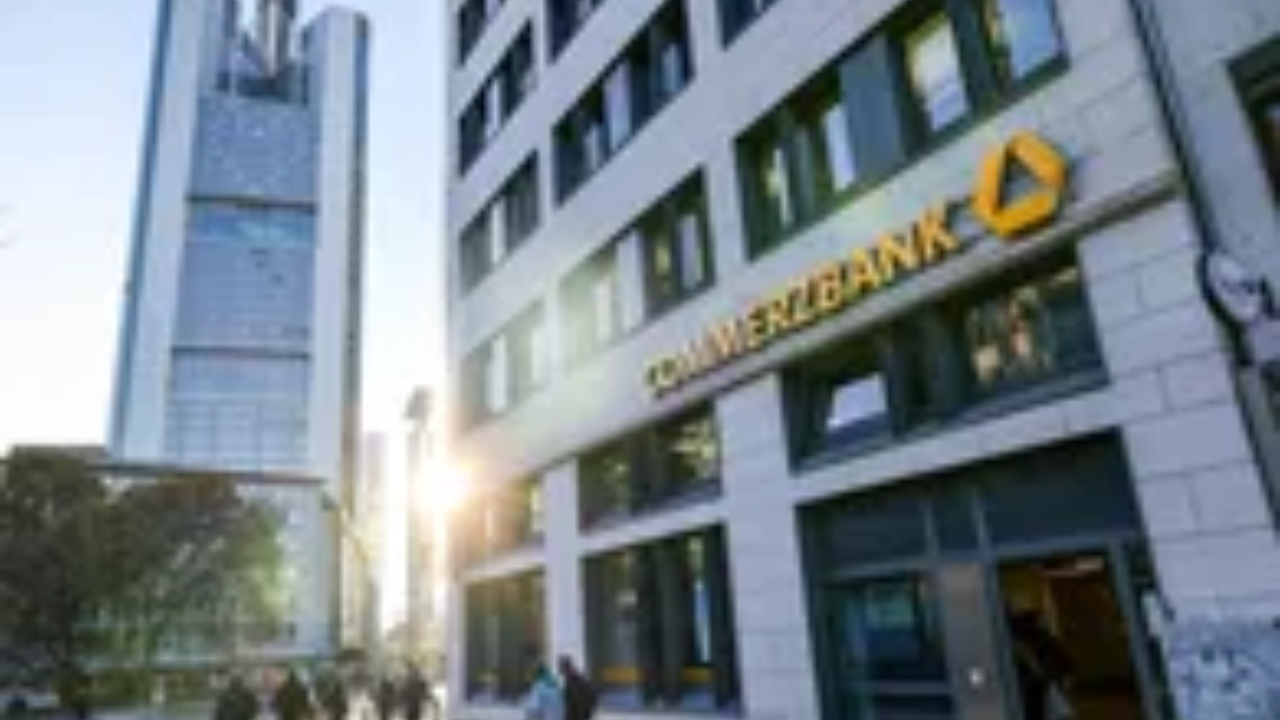 UniCredit Tightens Grip on Commerzbank, Direct Stake Hits 34.35%