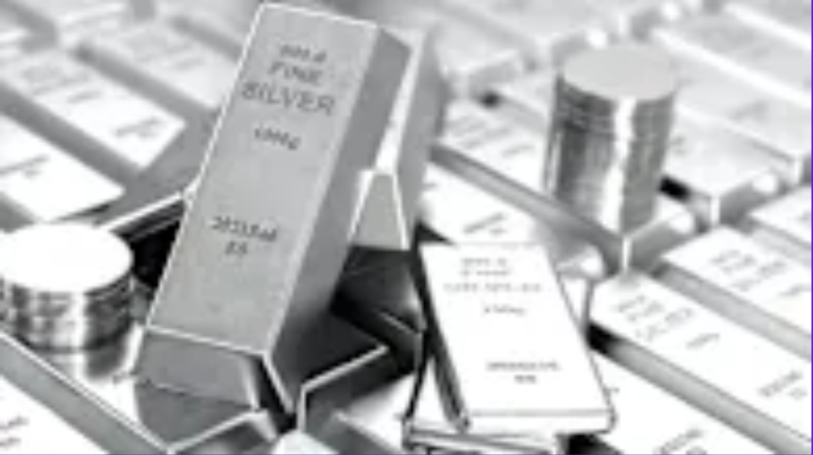 Silver Hovers Near $70: Best Opening in a Week as Markets Eye Fed Meeting and Mideast Peace