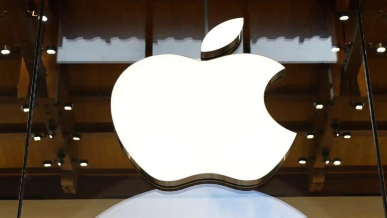 Apple’s New $1,999 Foldable Is Here—and So Is a New Way to Rent It
